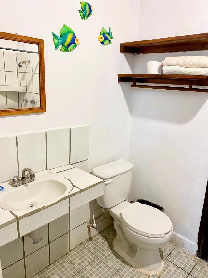 Delias Trailer Park Hotel Rincon de Guayabitos Ngoại thất bức ảnh