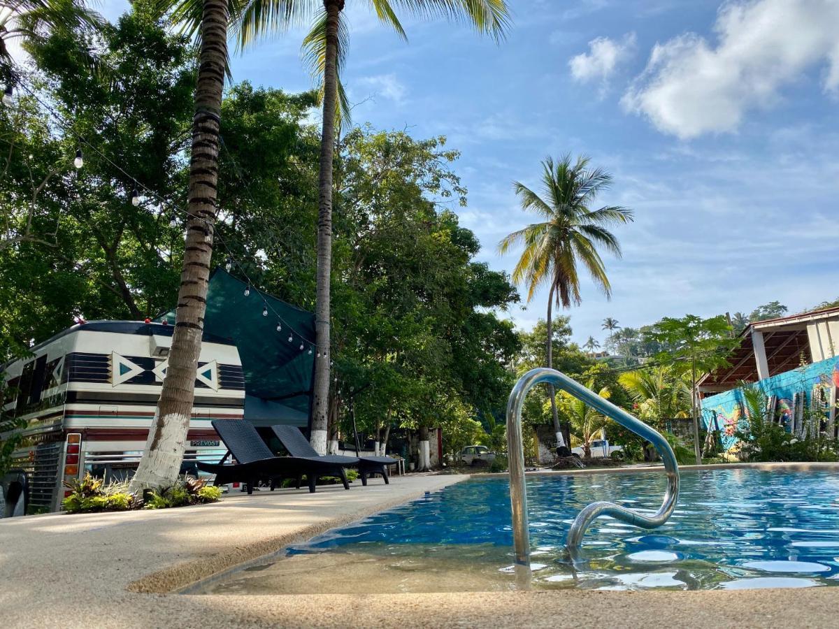 Delias Trailer Park Hotel Rincon de Guayabitos Ngoại thất bức ảnh